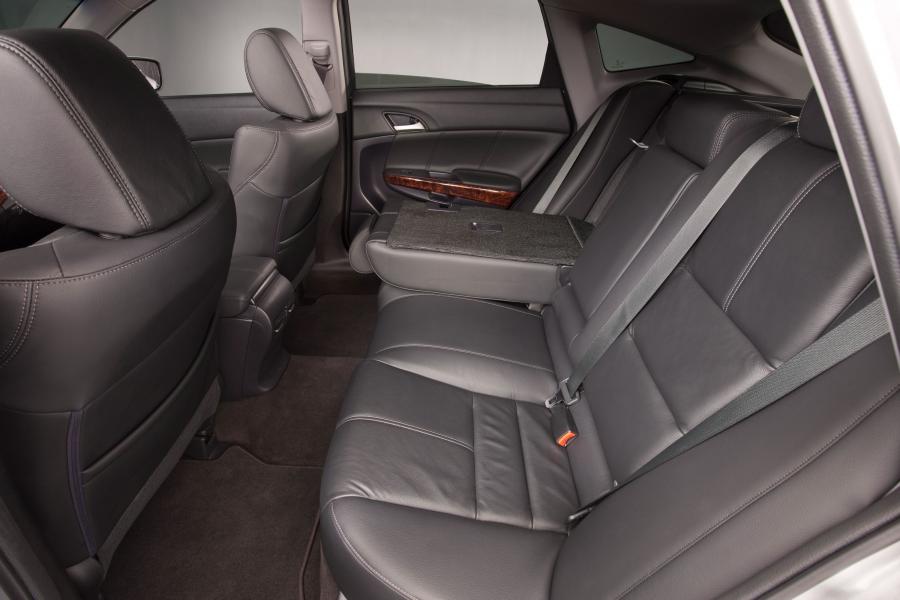  Honda Accord Crosstour 2010 года  (фото 155 из 260)